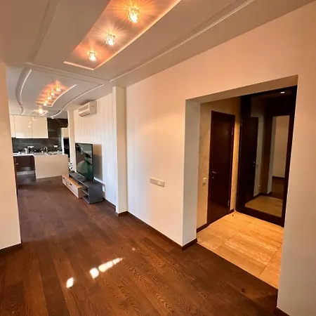 Fancy Penthouse & Spa Apartament *