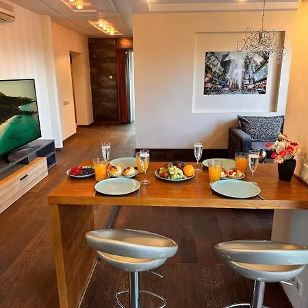 Fancy Penthouse & Spa * Ryga